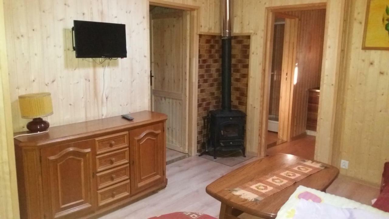 Domki nad jeziorem w Karłowicach Karlowice Zewnętrze zdjęcie