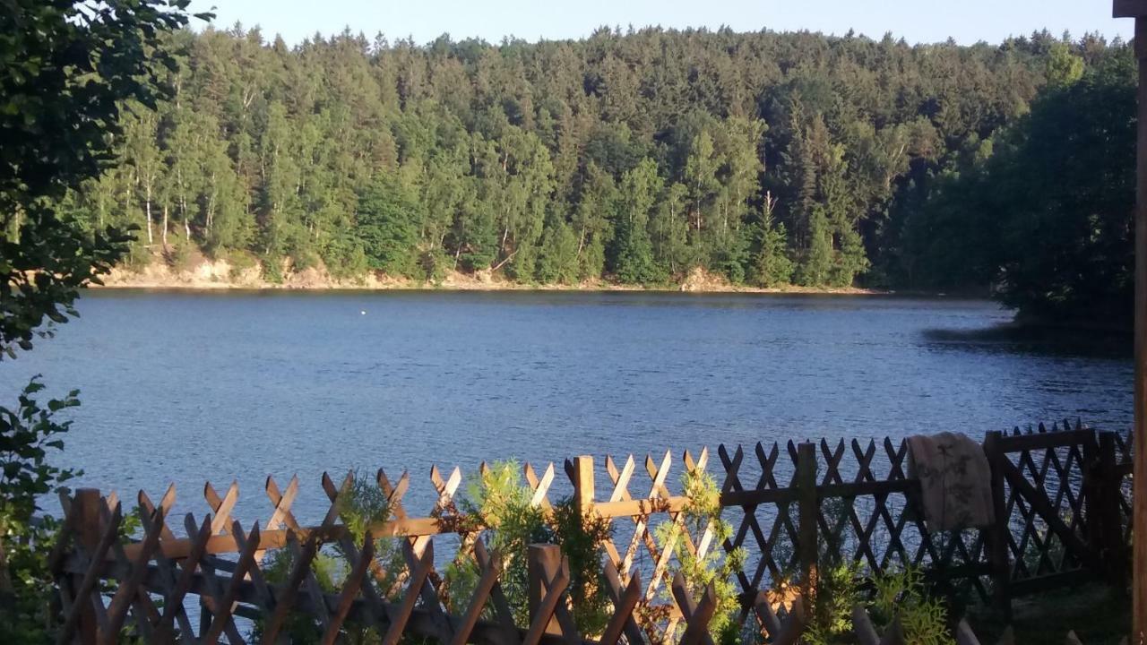 Domki nad jeziorem w Karłowicach Karlowice Zewnętrze zdjęcie